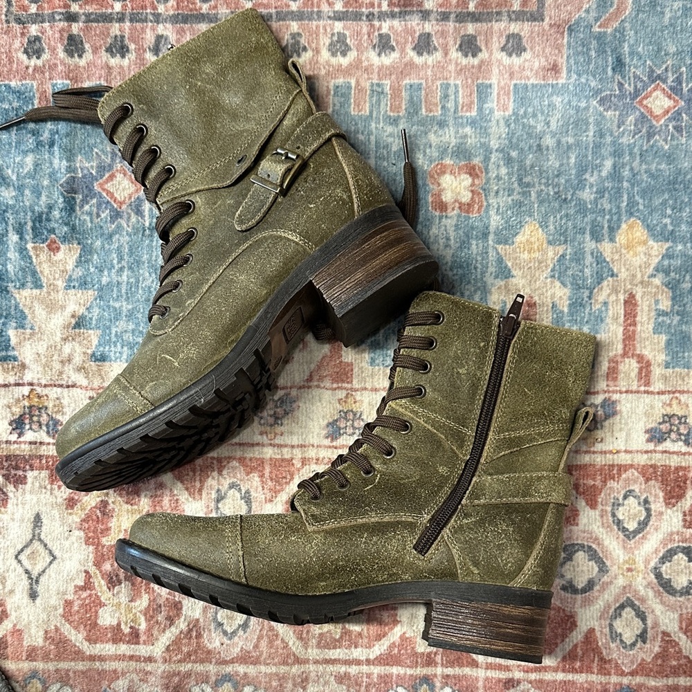 Olive Green Taos Footwear Women's Crave Leather Boot - Picture 2 of 11
